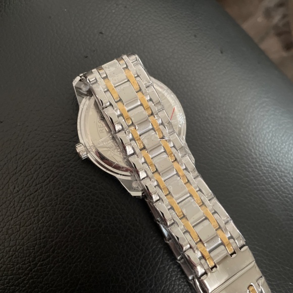 Watch - Picture 2 of 3